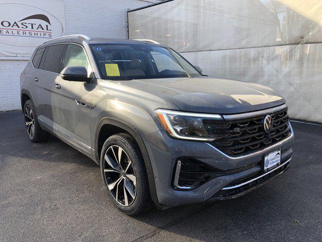 new 2025 Volkswagen Atlas car, priced at $54,699