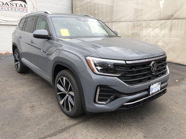 new 2025 Volkswagen Atlas car, priced at $54,615