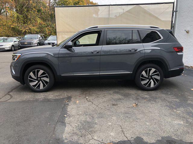 new 2025 Volkswagen Atlas car, priced at $49,776