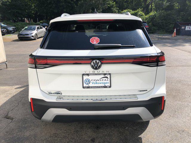 new 2025 Volkswagen Tiguan car, priced at $36,076