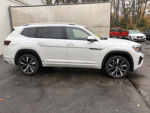 new 2024 Volkswagen Atlas car, priced at $53,315