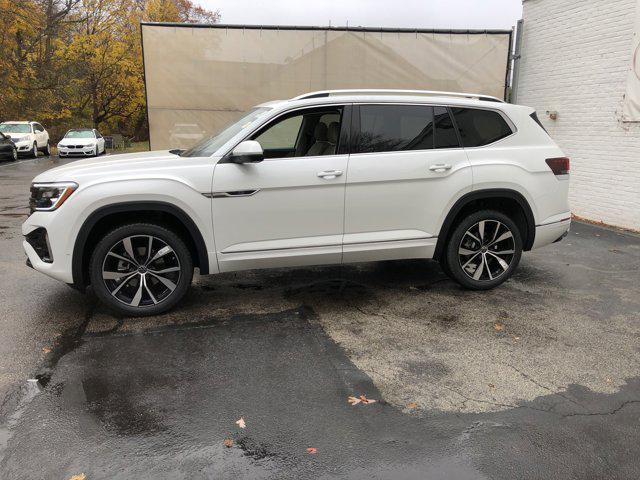 new 2024 Volkswagen Atlas car, priced at $53,315