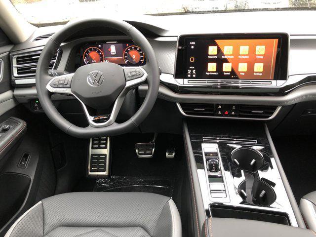 new 2025 Volkswagen Atlas car, priced at $47,712