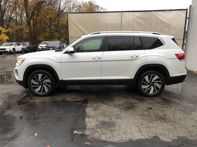 new 2025 Volkswagen Atlas car, priced at $50,033