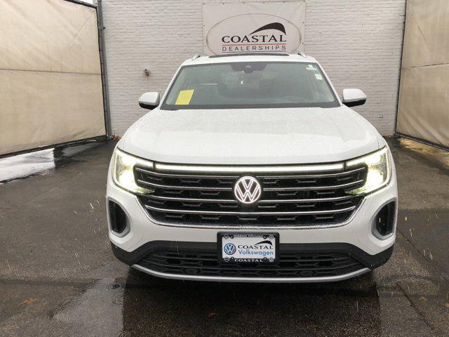 new 2025 Volkswagen Atlas car, priced at $50,033