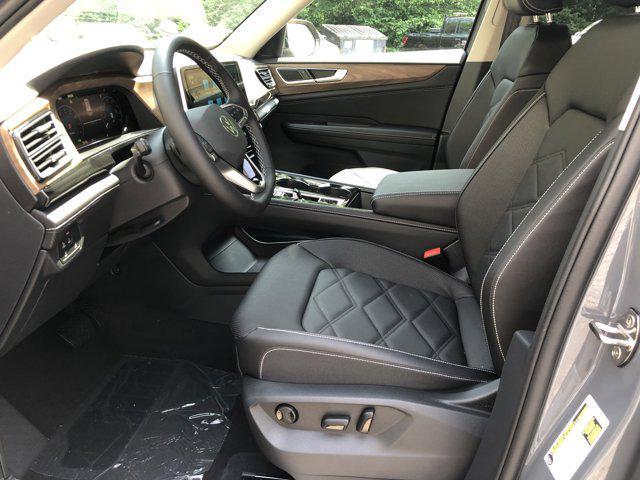 new 2025 Volkswagen Atlas car, priced at $46,229