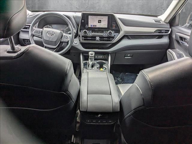 used 2023 Toyota Highlander car, priced at $36,651