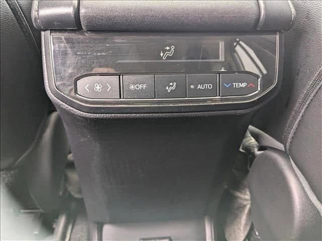 used 2023 Toyota Highlander car, priced at $36,651