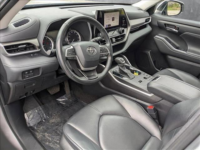 used 2023 Toyota Highlander car, priced at $36,651