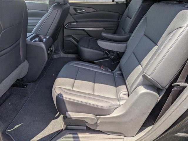 new 2025 Chevrolet Traverse car, priced at $43,972
