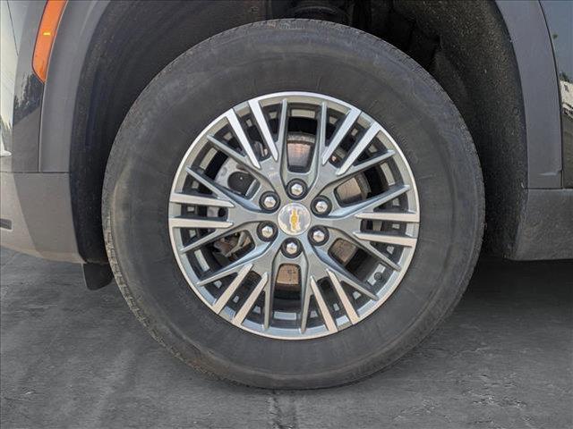 used 2024 Chevrolet Traverse car, priced at $38,295
