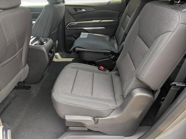 new 2025 Chevrolet Traverse car, priced at $39,001