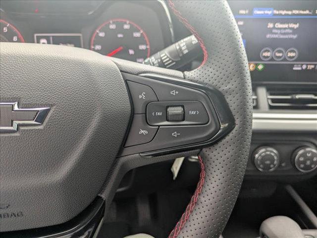 new 2025 Chevrolet Trax car, priced at $24,270