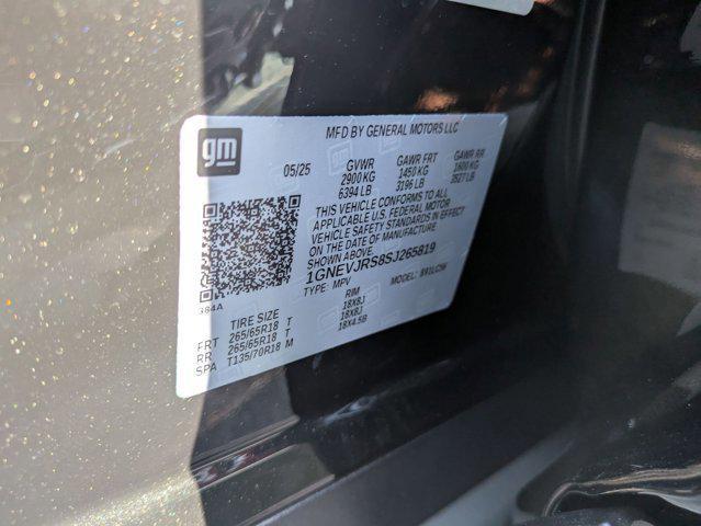 new 2025 Chevrolet Traverse car, priced at $48,636