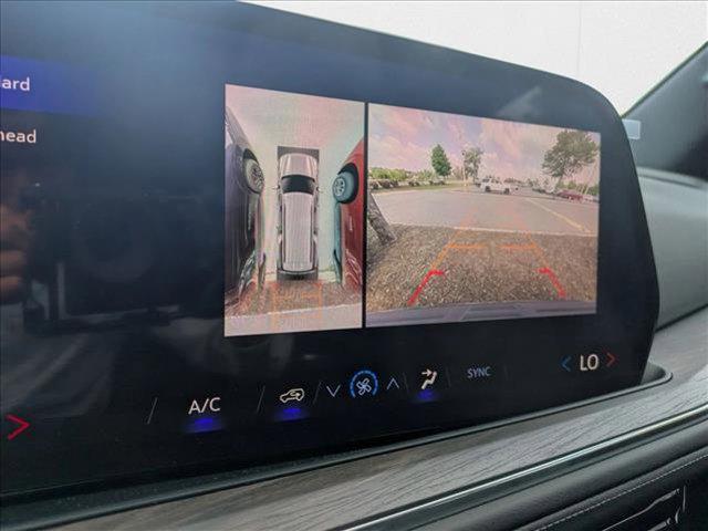 new 2025 Chevrolet Suburban car, priced at $62,697