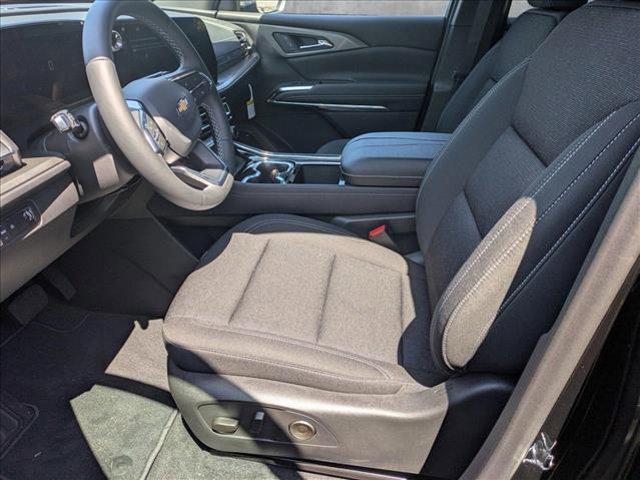 new 2025 Chevrolet Traverse car, priced at $41,602