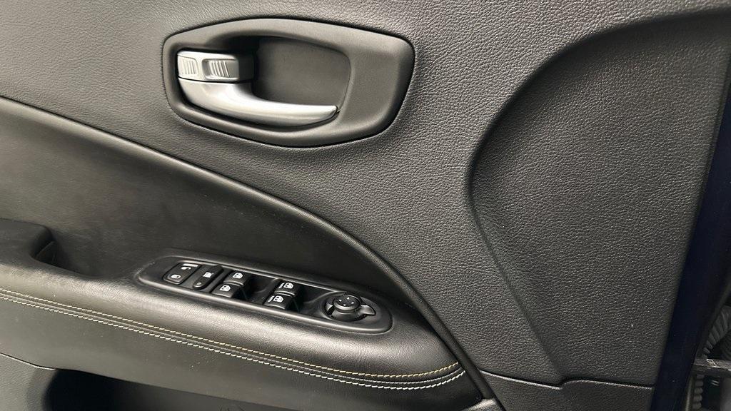used 2021 Jeep Compass car, priced at $21,747