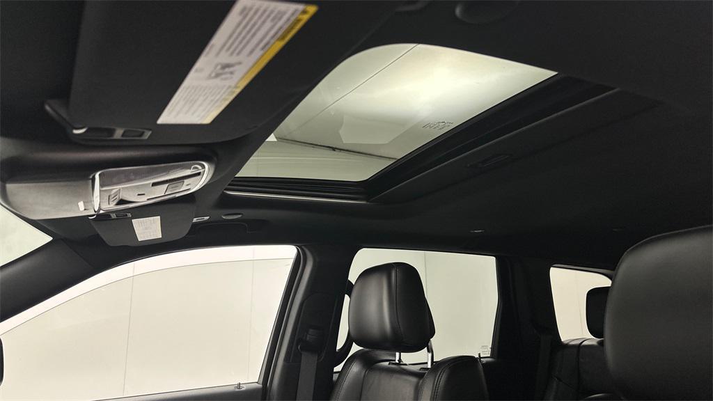 used 2019 Jeep Grand Cherokee car, priced at $21,998