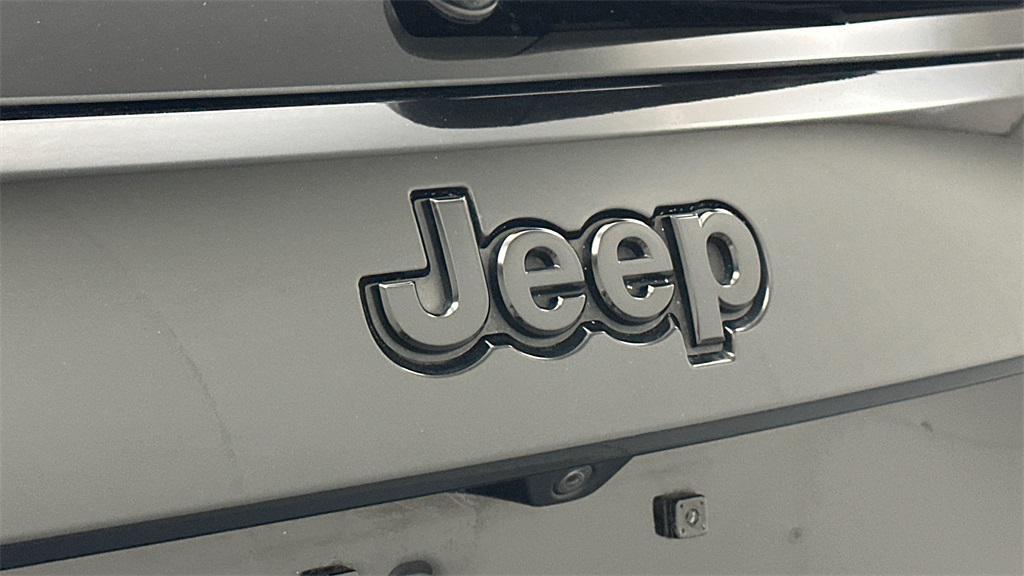 used 2019 Jeep Grand Cherokee car, priced at $21,998