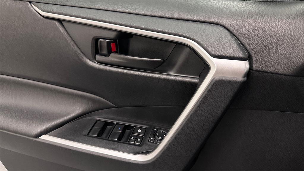 used 2021 Toyota RAV4 car, priced at $27,756