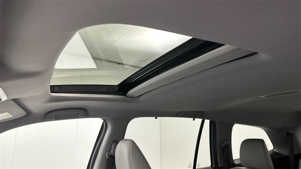 used 2021 Honda Pilot car, priced at $23,578