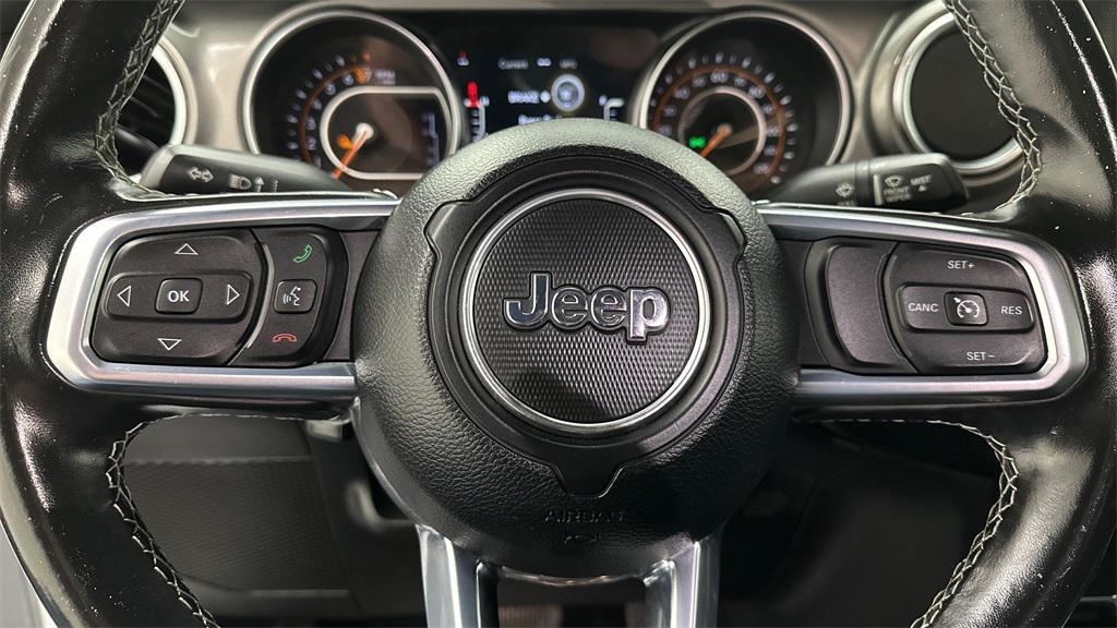 used 2021 Jeep Gladiator car, priced at $33,545