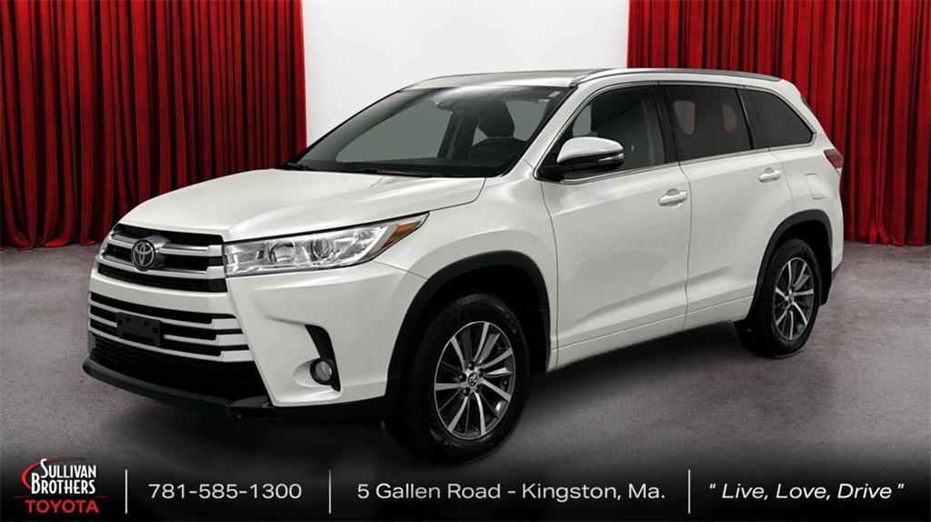 used 2017 Toyota Highlander car, priced at $26,878