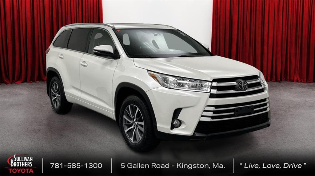 used 2017 Toyota Highlander car, priced at $26,878