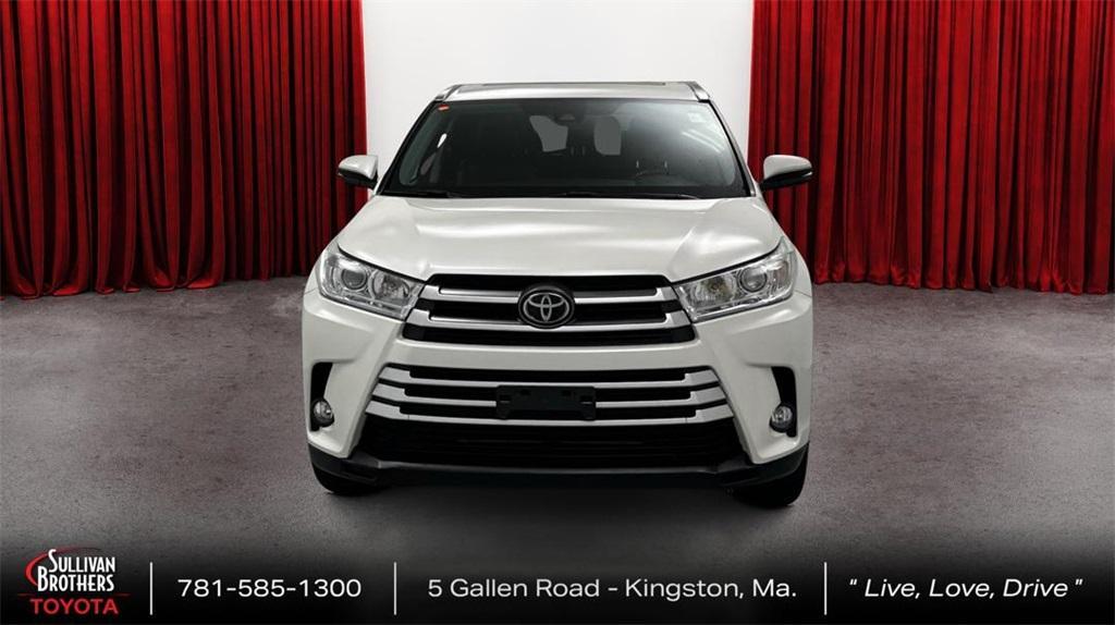 used 2017 Toyota Highlander car, priced at $26,878