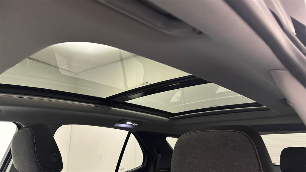 used 2022 Chevrolet Equinox car, priced at $20,994