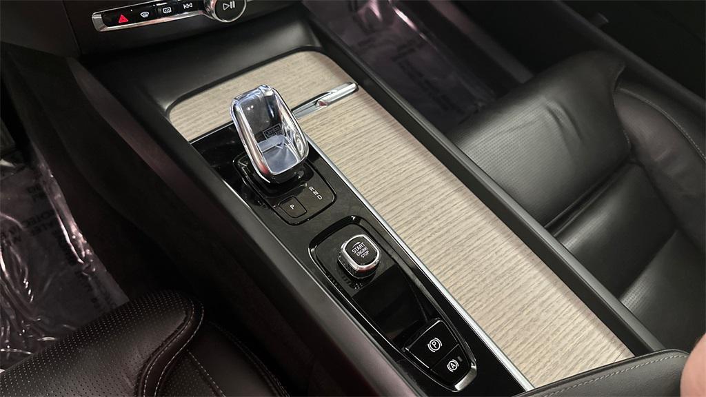 used 2022 Volvo XC60 Recharge Plug-In Hybrid car, priced at $36,878