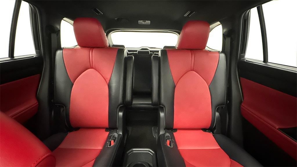 used 2023 Toyota Highlander car, priced at $40,994