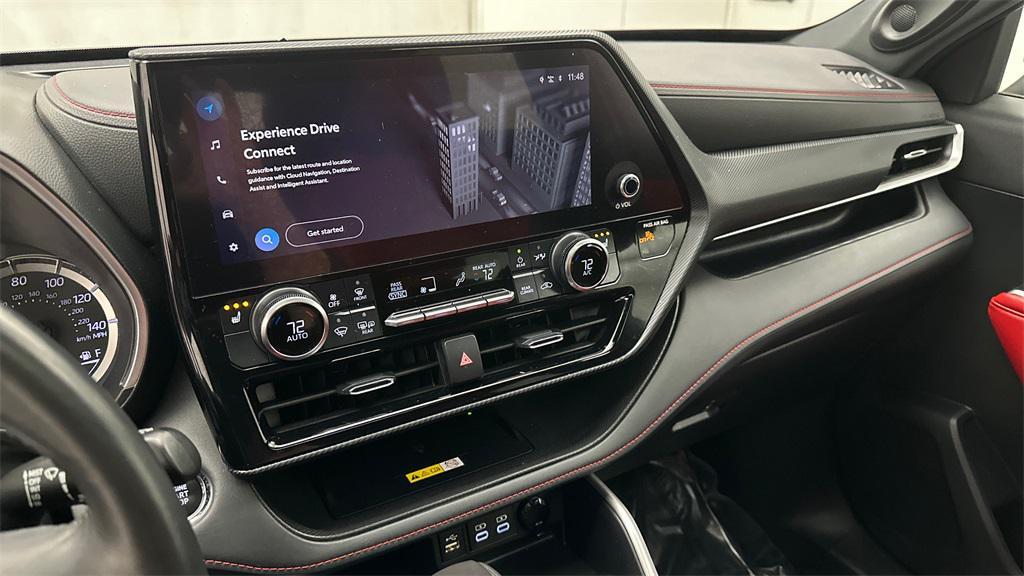 used 2023 Toyota Highlander car, priced at $40,994