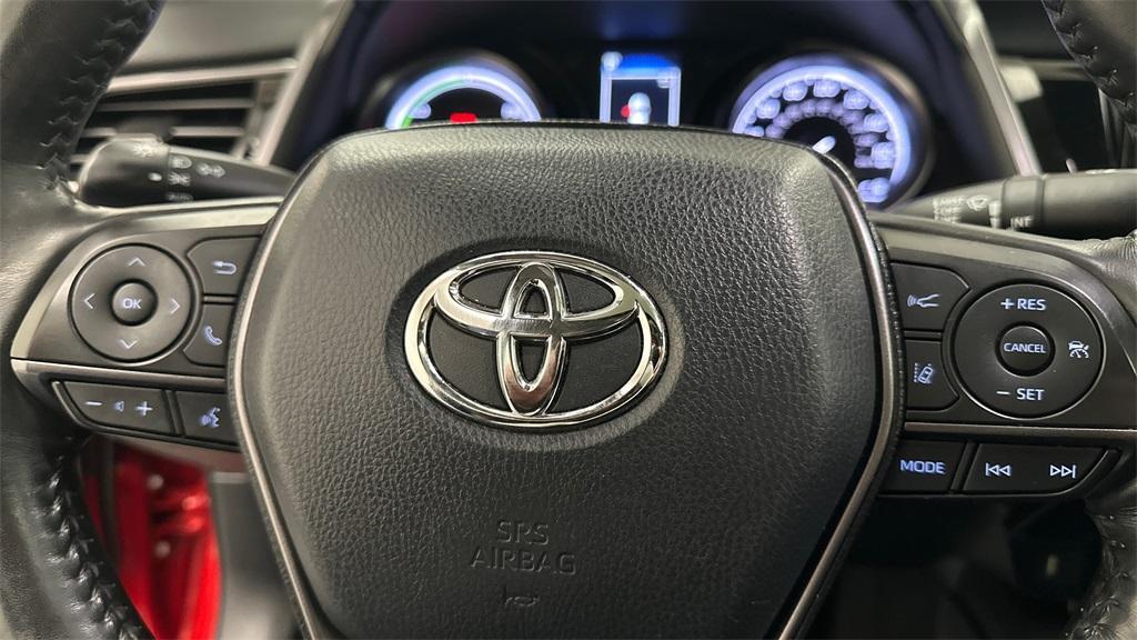 used 2021 Toyota Camry Hybrid car, priced at $29,633