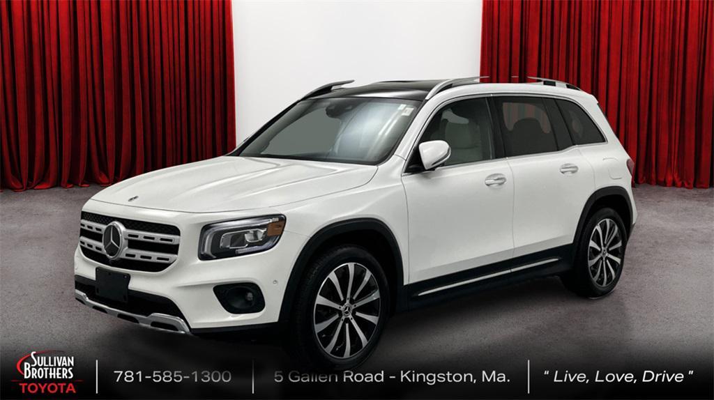 used 2022 Mercedes-Benz GLB 250 car, priced at $34,996
