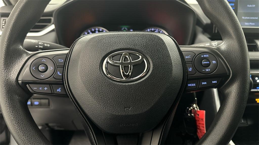 used 2020 Toyota RAV4 car, priced at $26,998