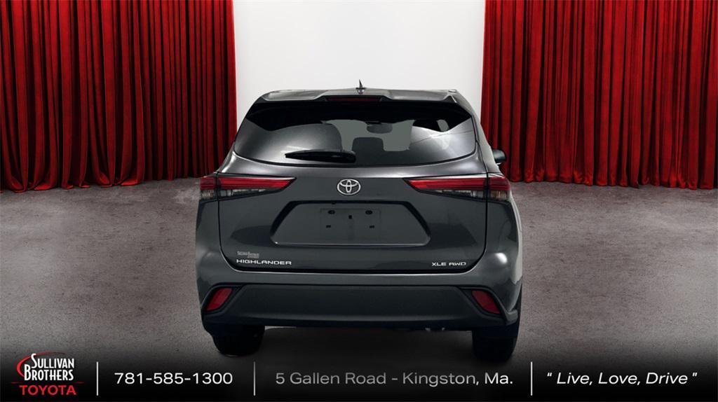 used 2020 Toyota Highlander car, priced at $30,986