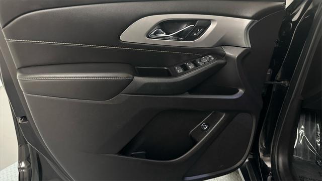 used 2020 Chevrolet Traverse car, priced at $25,446