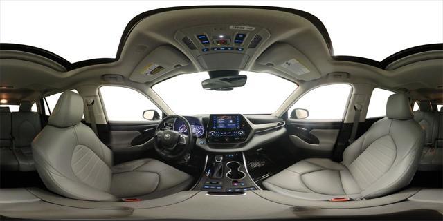 used 2022 Toyota Highlander car, priced at $38,998