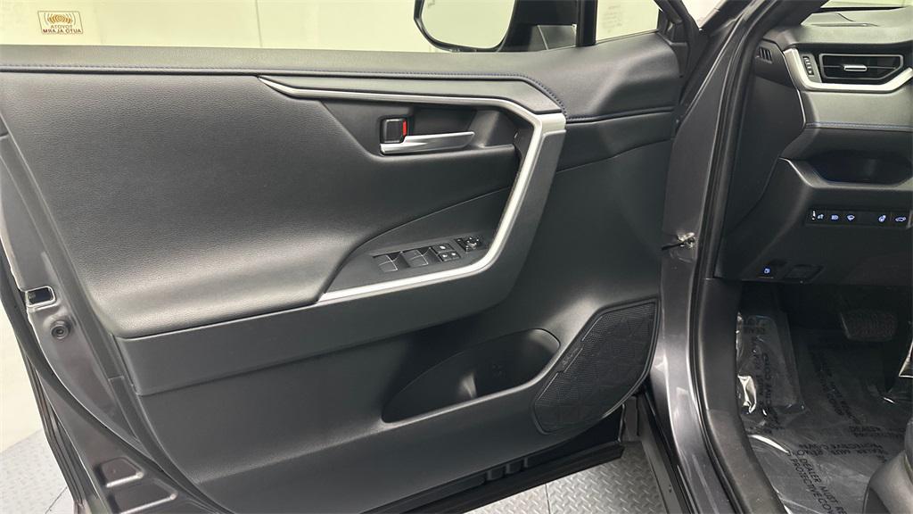 used 2019 Toyota RAV4 Hybrid car, priced at $25,886