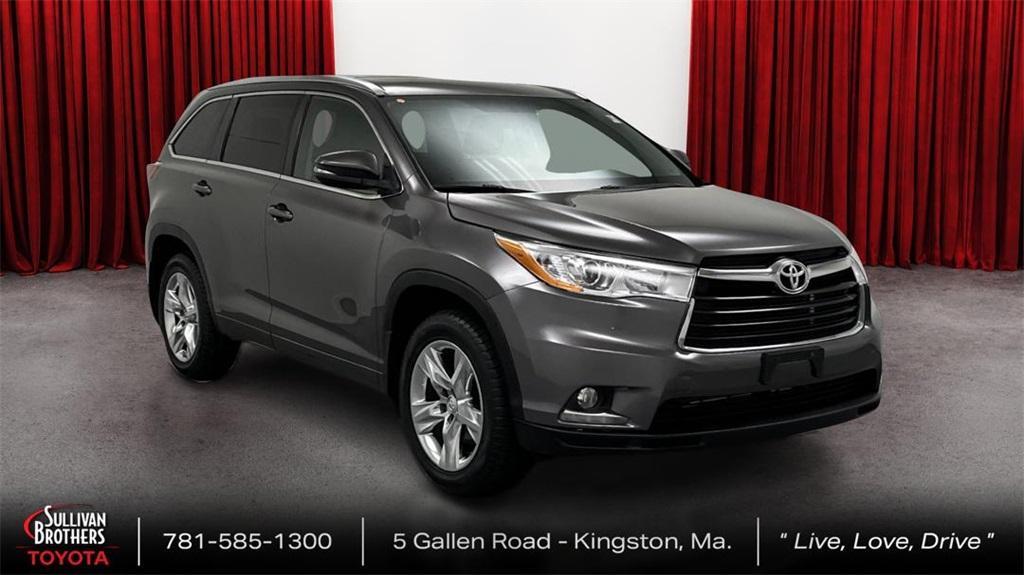 used 2015 Toyota Highlander car, priced at $20,998