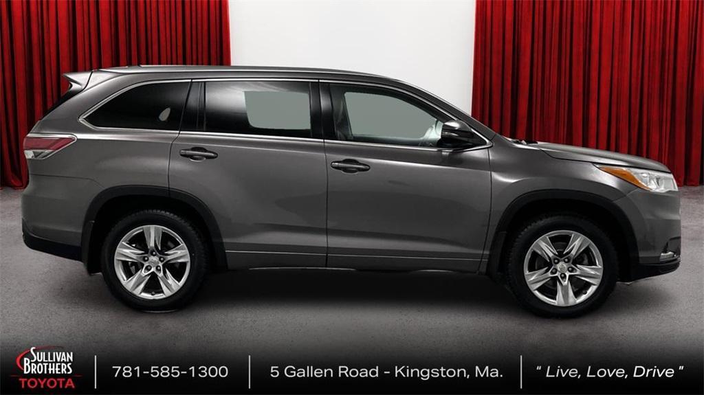 used 2015 Toyota Highlander car, priced at $20,998