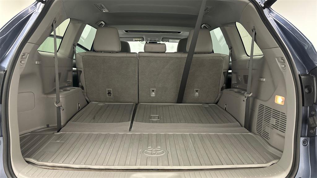used 2019 Toyota Highlander Hybrid car, priced at $24,855