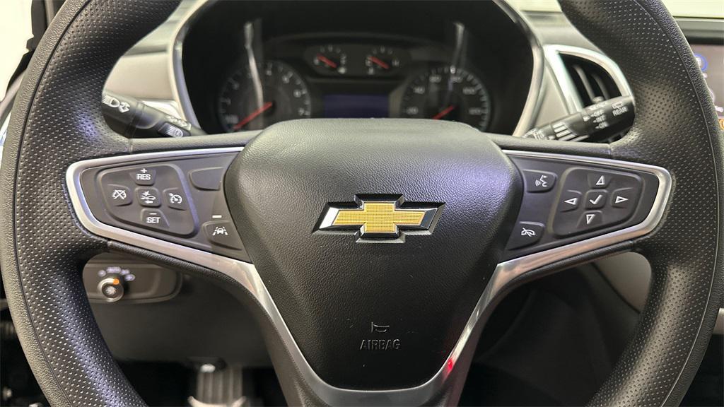 used 2022 Chevrolet Equinox car, priced at $22,996
