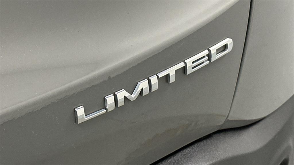 used 2021 Jeep Renegade car, priced at $23,887