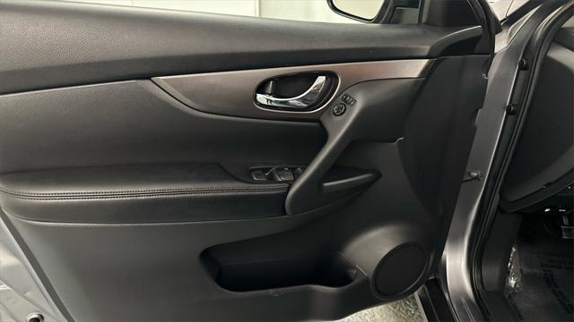 used 2015 Nissan Rogue car, priced at $13,509