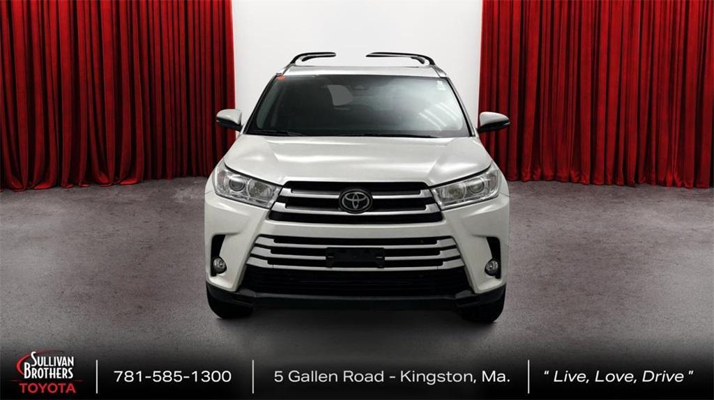 used 2018 Toyota Highlander car, priced at $28,748