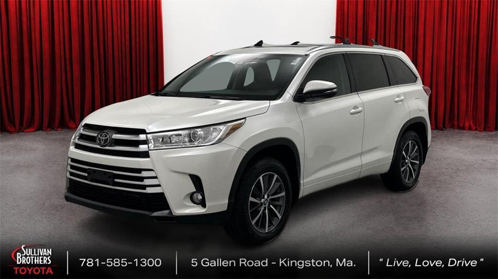 used 2018 Toyota Highlander car, priced at $28,748