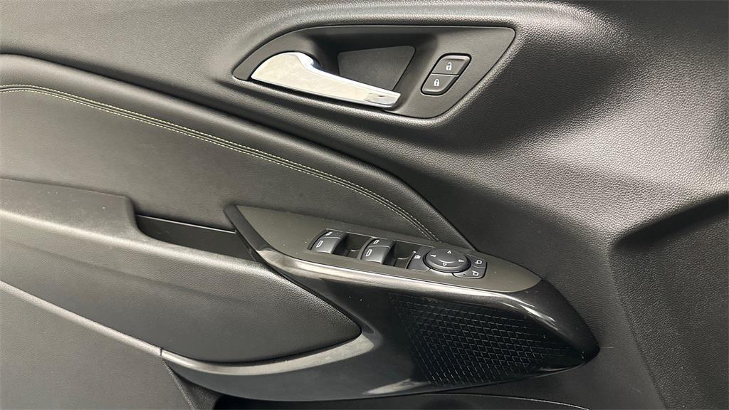 used 2024 Chevrolet Trax car, priced at $20,994