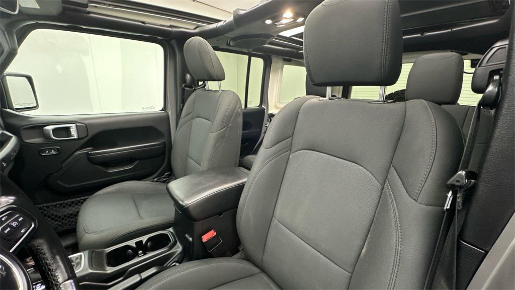 used 2020 Jeep Wrangler Unlimited car, priced at $28,746